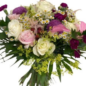 Ramo Natural de Flores con Estilo Silvestre