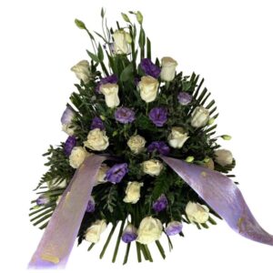 Arreglo Floral de Condolencias con Rosas Blancas