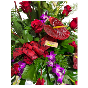 Centro Floral Majestic de Rosas Rojas